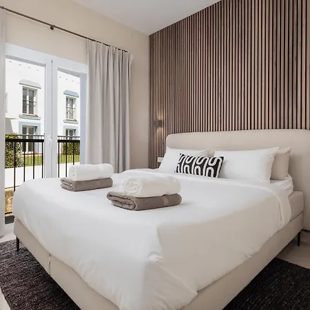 Luxe Penthouse In Golf Paradijs Daire